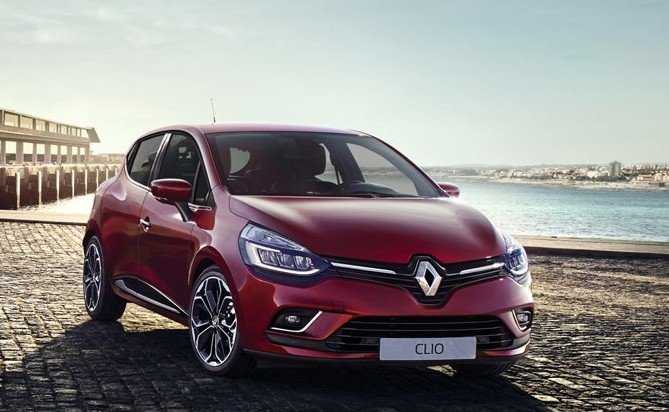Πέντε Renault Clio στους πυροπαθείς της Ανατολικής Αττικής