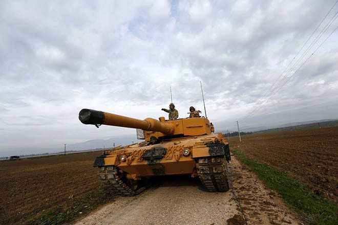 Turkish army preparing for an operation against YPG in Syria