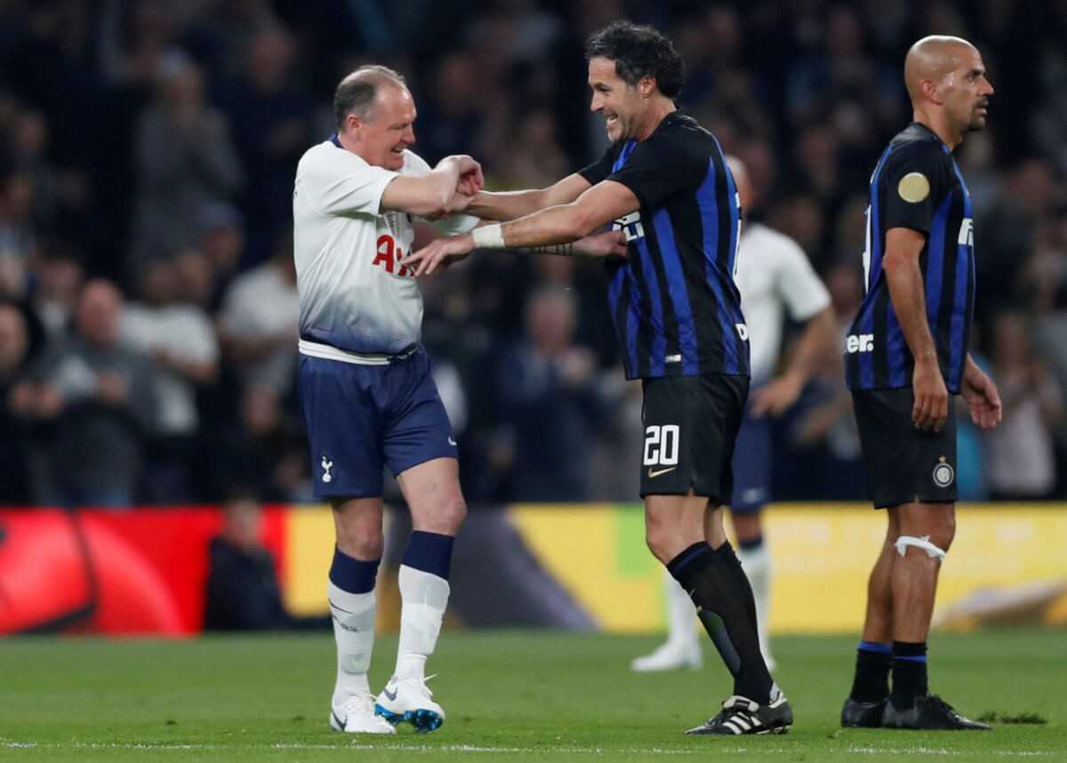 Τότεναμ: Φιλικό… θρύλων. Standing ovation για Γκασκόιν – “Μάγεψε” ο Βερόν – video