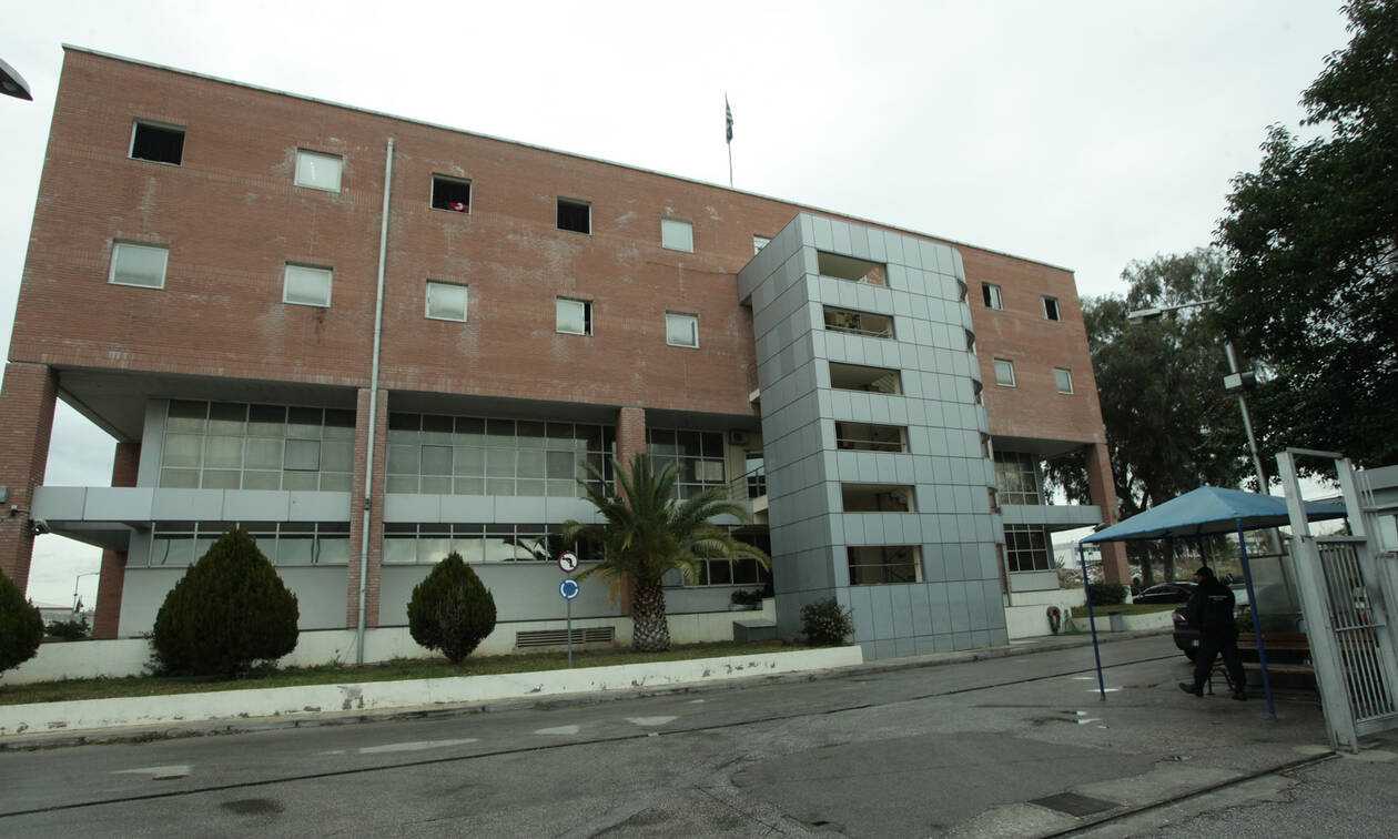 Μεταγωγών: Ανθρωποκυνηγητό για τους αλλοδαπούς κρατούμενους που απέδρασαν – Συνελήφθη ο ένας