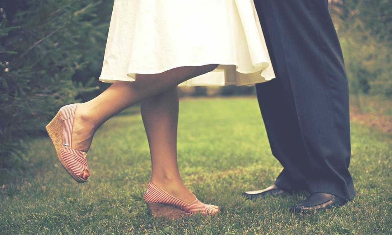 Ηράκλειο: Ο χορός του κουμπάρου με την κουμπάρα άναψε τα… αίματα!