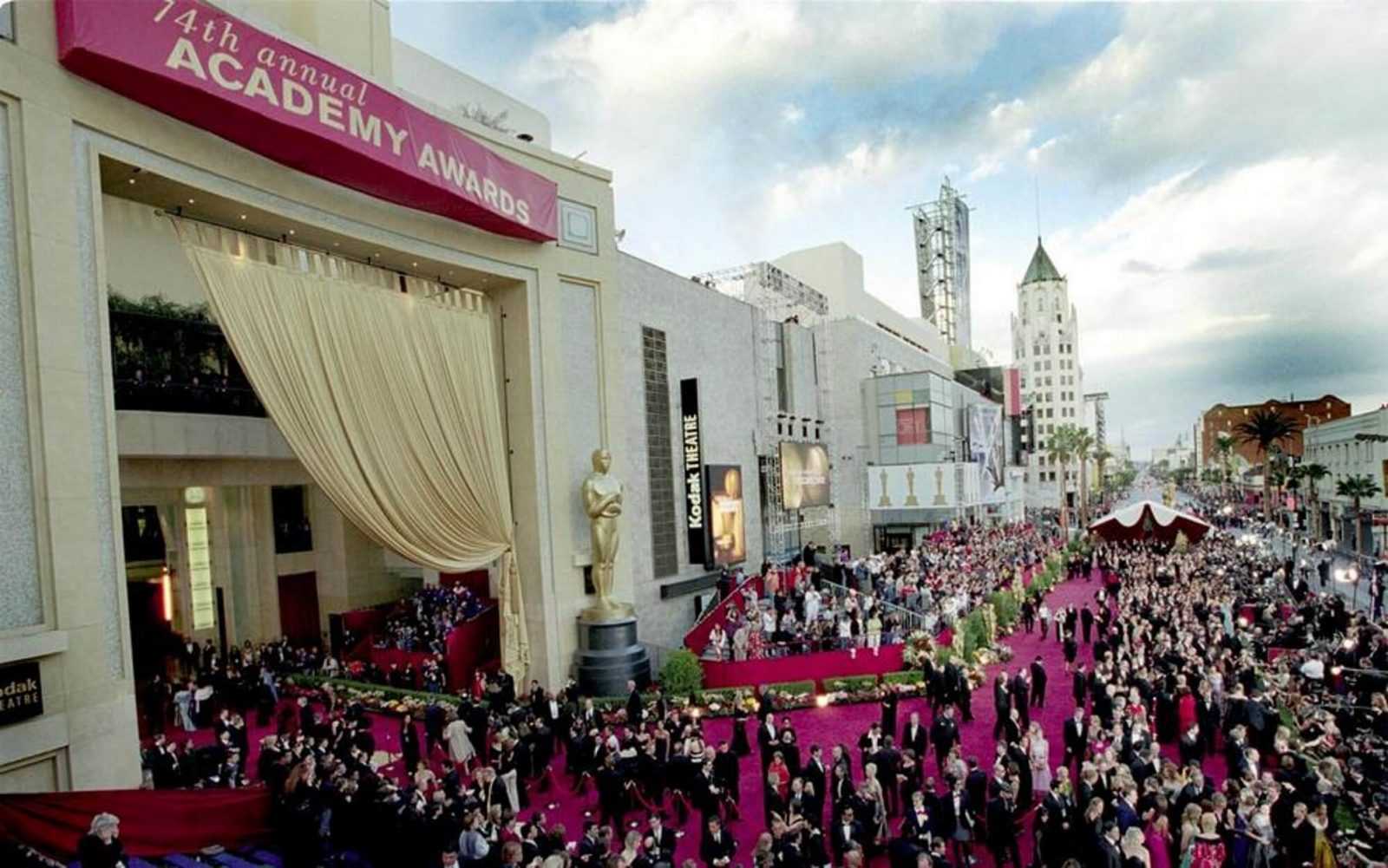 Χόλιγουντ: Εταιρεία παραγωγής κινηματογραφικών ταινιών και τηλεοπτικών προγραμμάτων ιδρύει η Χίλαρι Κλίντον.