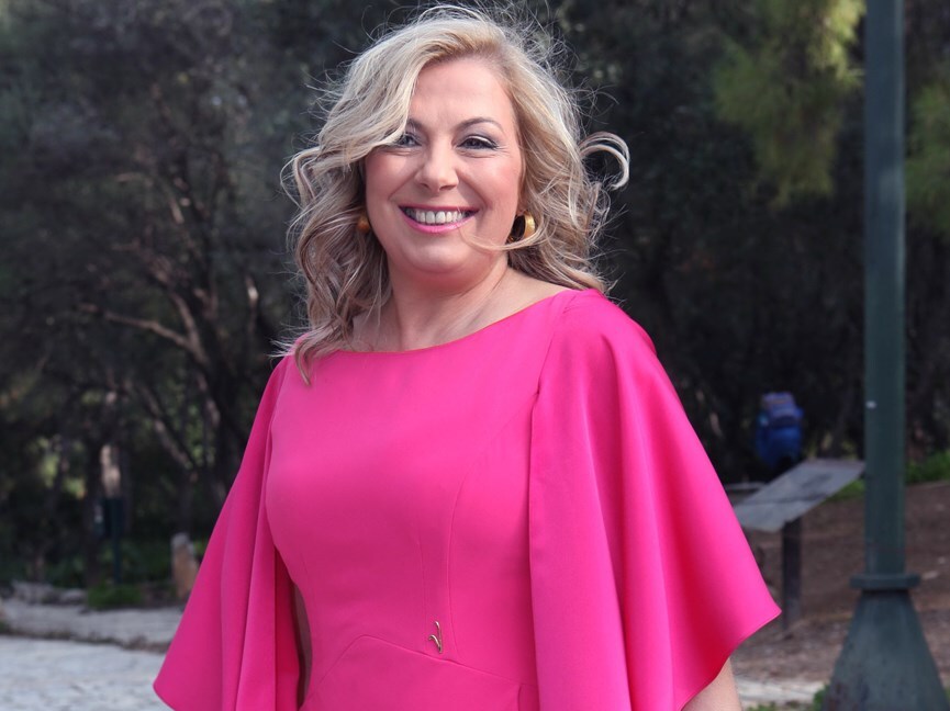 Ντίνα Νικολάου