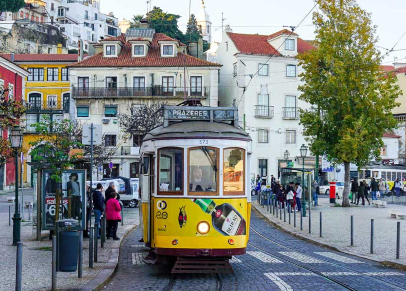 Πορτογαλία - Πορτογαλία - Photography - República portuguesa) βρίσκεται στο δυτικό άκρο της ιβηρικής χερσονήσου στη νοτιοδυτική ευρώπη.