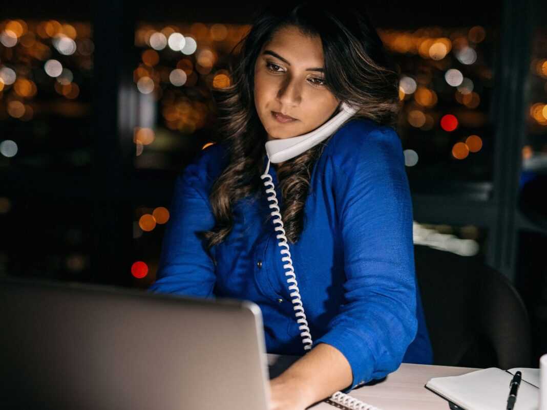 Tι σημαίνει όταν λέμε στο τηλέφωνο πατά το 0;