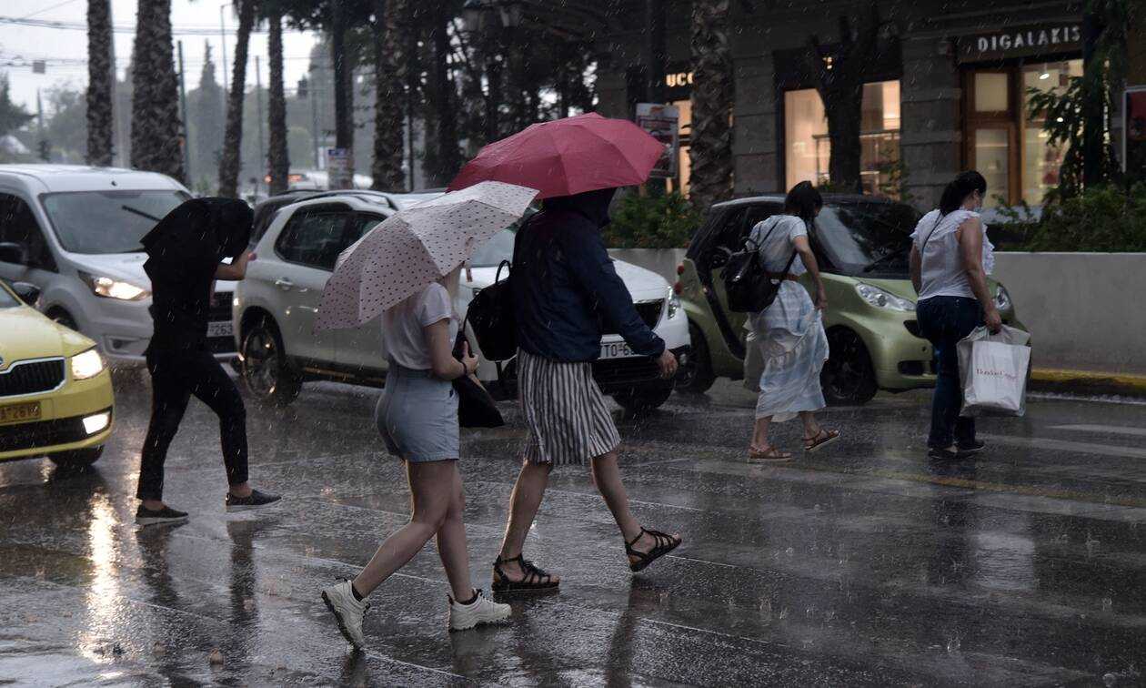 Καιρός: Βροχερό το Σαββατοκύριακο – Πού θα σημειωθούν καταιγίδες