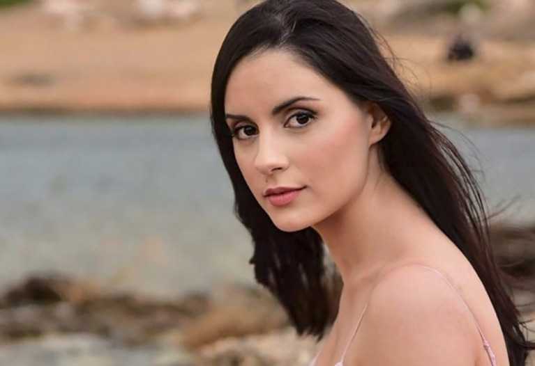 Δεν πάει ο νους σας ποια μπορεί να είναι η ηθοποιός της φωτογραφίας