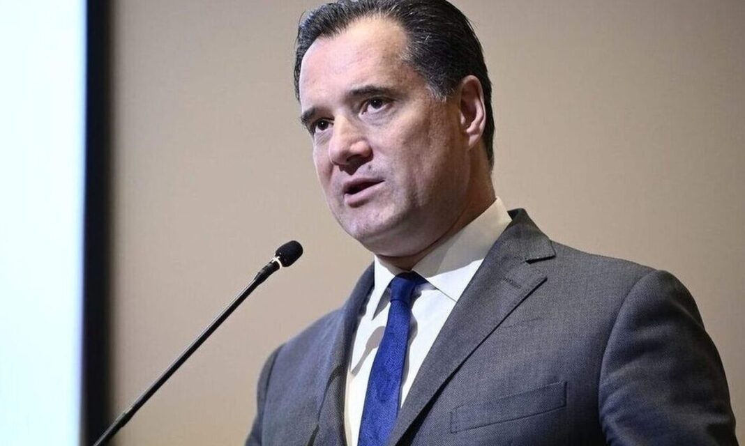 Άδωνις Γεωργιάδης: «Στην περίπτωση του πατέρα του Γιάννη Καλλιάνου τηρήθηκαν όλα τα πρωτόκολλα»