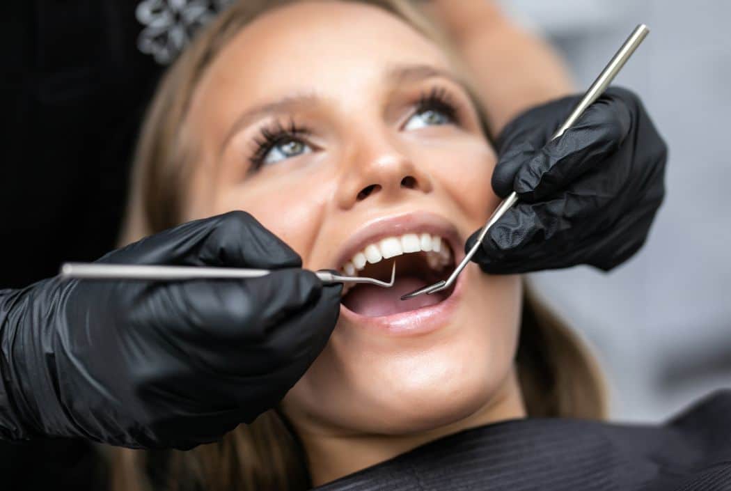 Ανεκδοτάρα με Πόντιο γιατρό: Η ξανθιά φιλενάδα…