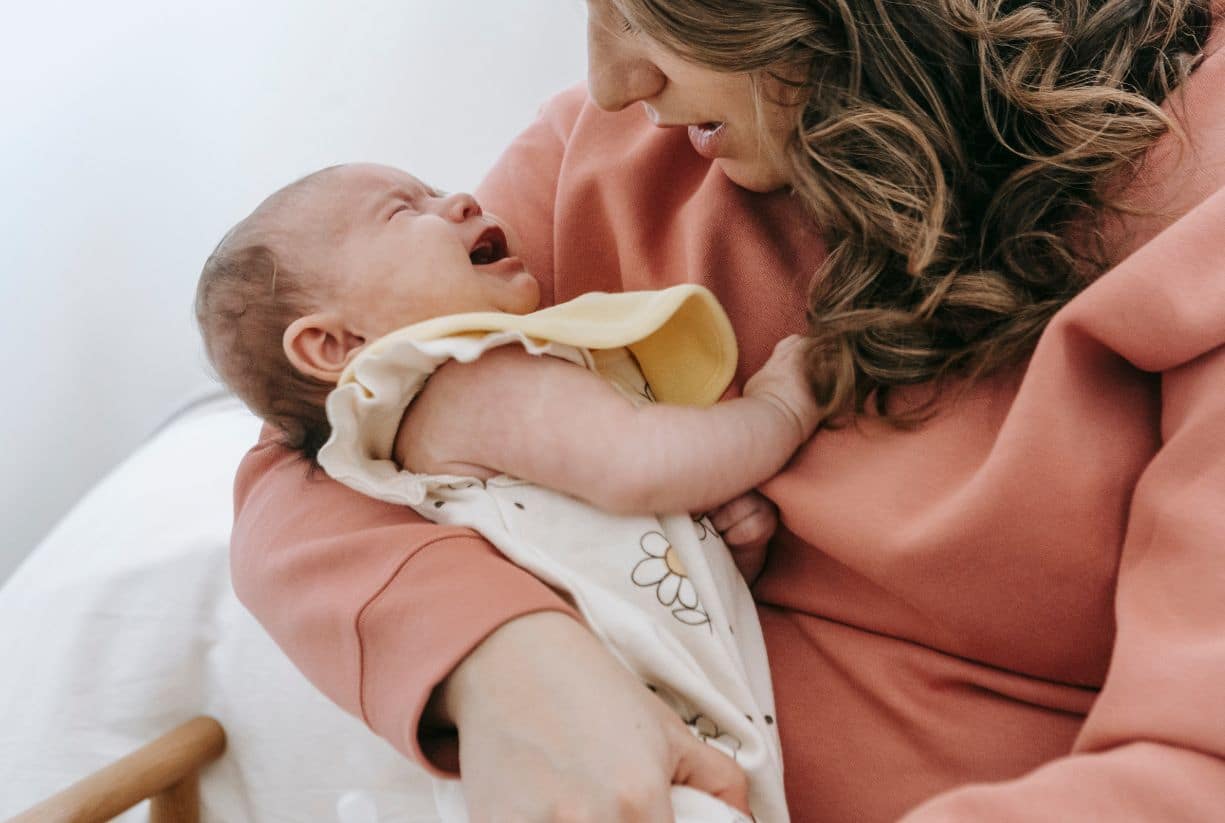 Επίδομα μητρότητας: Άνοιξε η πλατφόρμα  – Βήμα βήμα πώς θα κάνετε τη διαδικασία