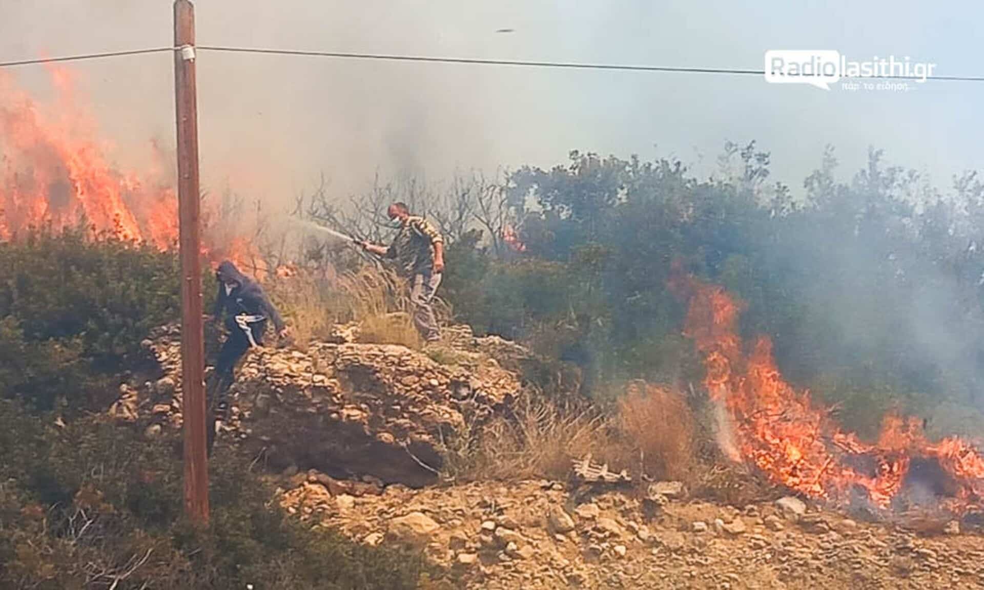 Κρήτη: Διασωληνώθηκε ο 74χρονος που τραυματίστηκε από την φωτιά στην Ιεράπετρα