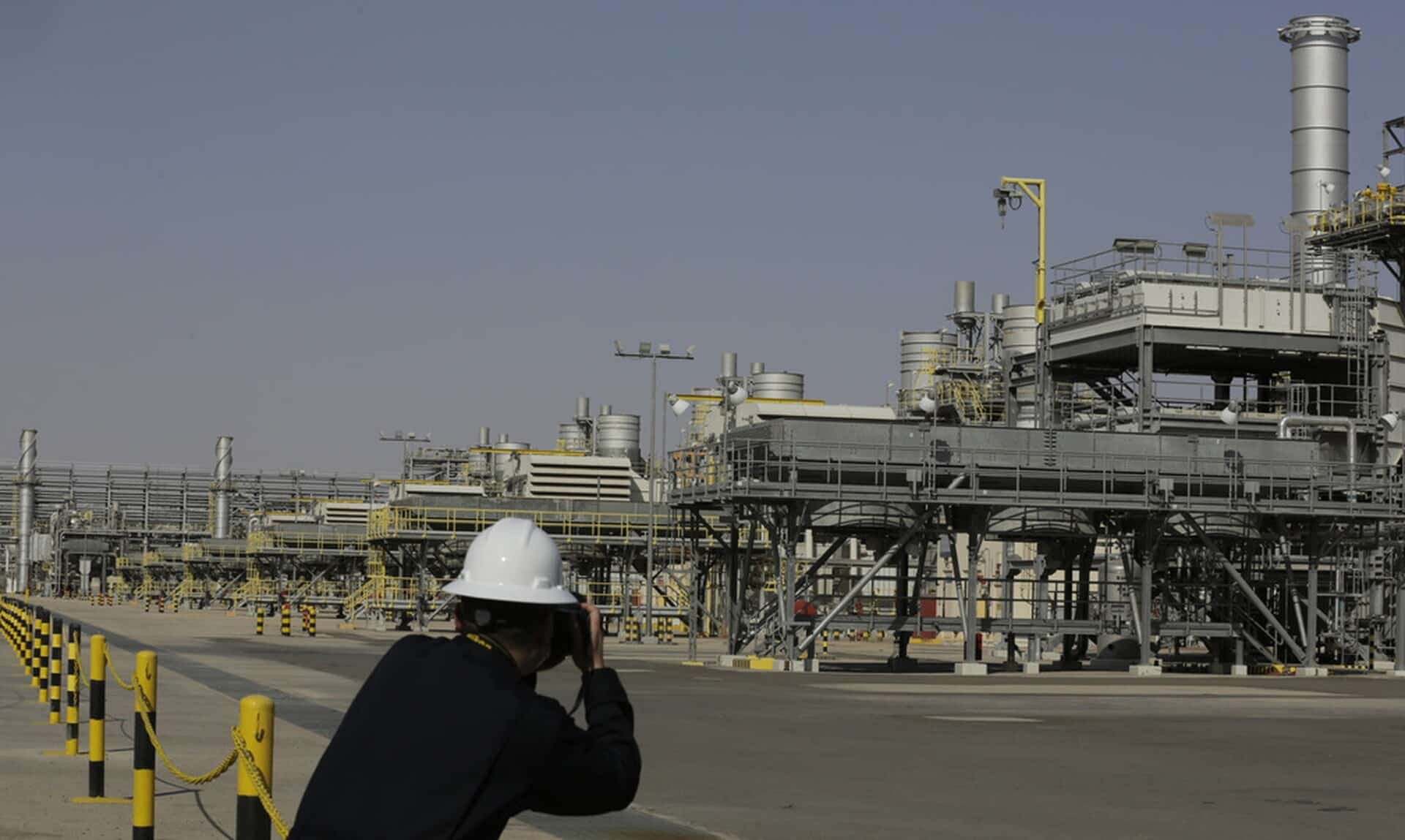Πετρέλαιο: Οι κινήσεις της Σαουδικής Αραβίας αυξάνουν την τιμή του «μαύρου χρυσού»