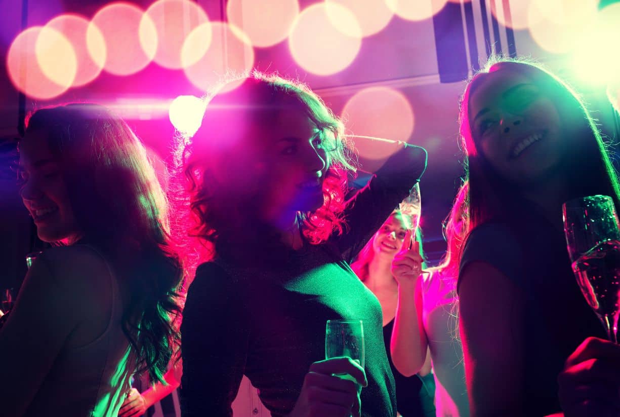 Που συχνάζει το πρόσωπο που σε ενδιαφέρει, ανάλογα με το ζώδιό του;