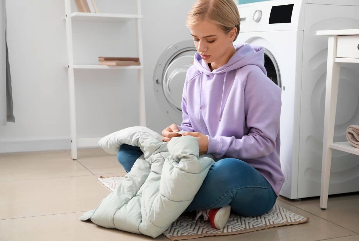Πώς να πλύνω πουπουλένια μπουφάν, μαξιλάρια και παπλώματα στο πλυντήριο;