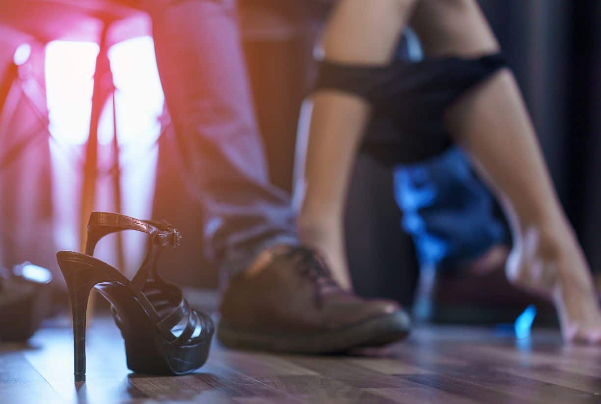 Aυτά τα 3 ζώδια κάνουν το πιο ξενέρωτο κρεβάτι