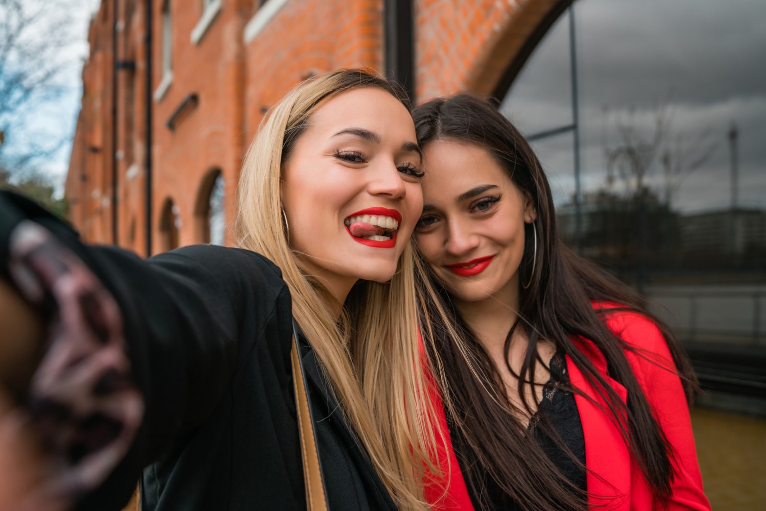 Καλοί φίλοι: Είναι απαραίτητοι για την ψυχική μας υγεία