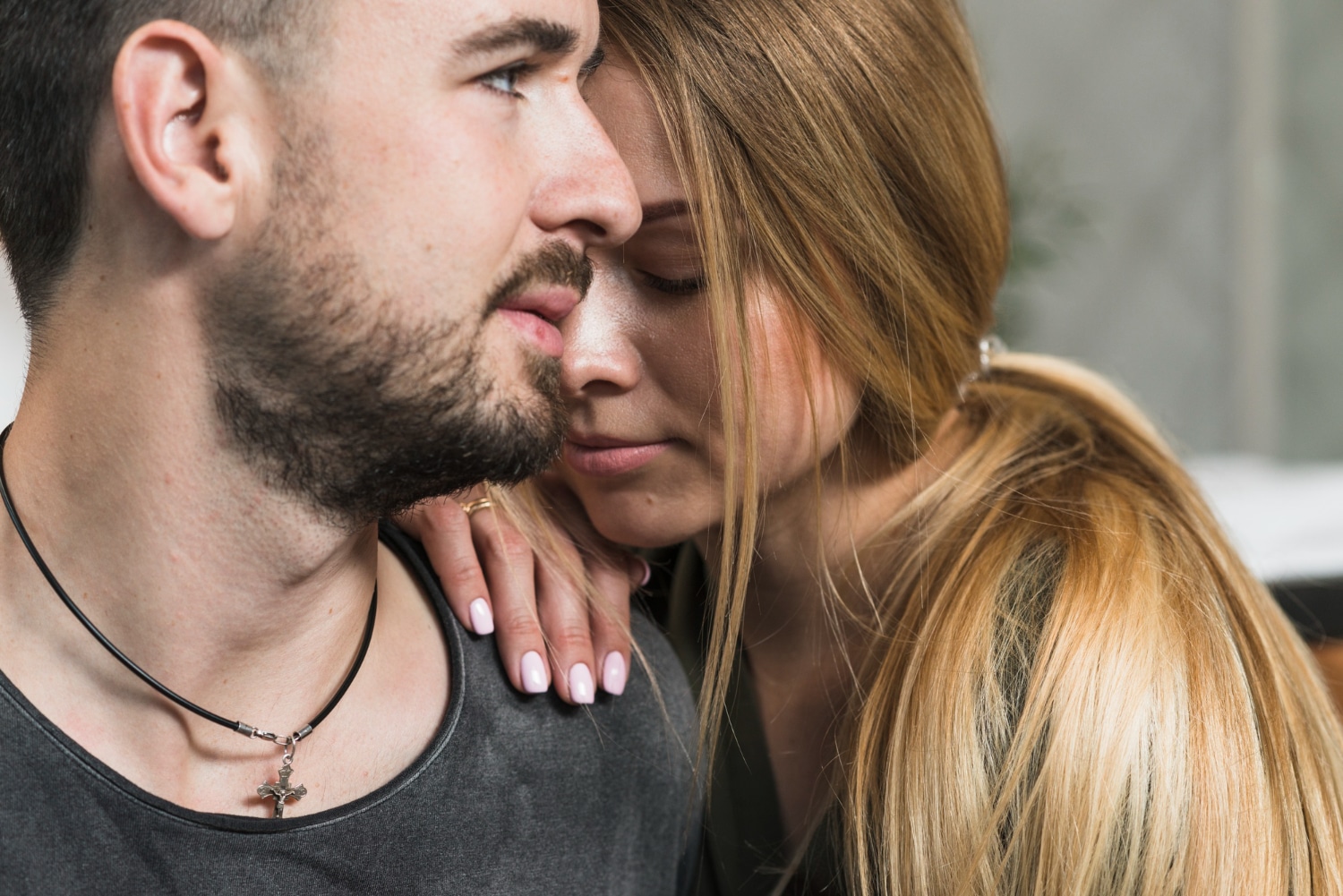 Λες και εσύ ψέματα στον σύντροφό σου; Δεν είσαι η μόνη