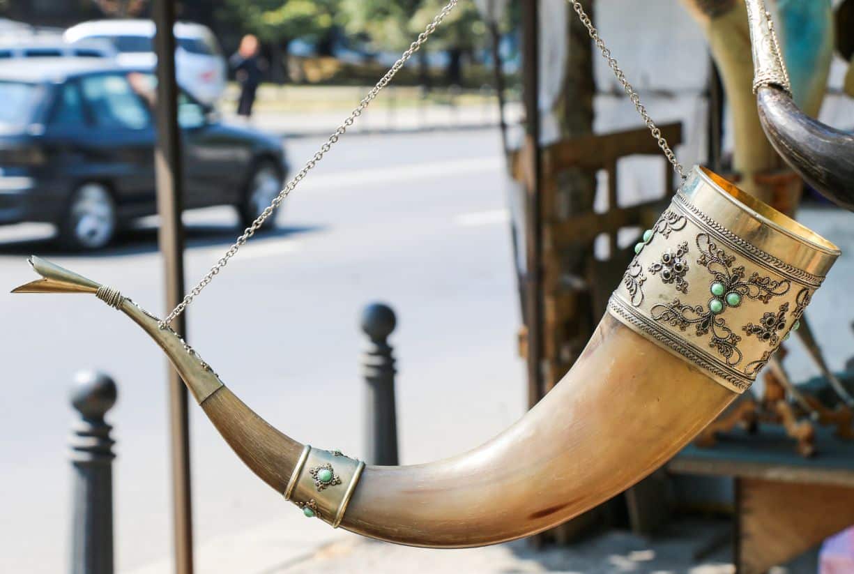 Απο που προέρχεται η λέξη "βούκινο" που χρησιμοποιούμε συχνά;