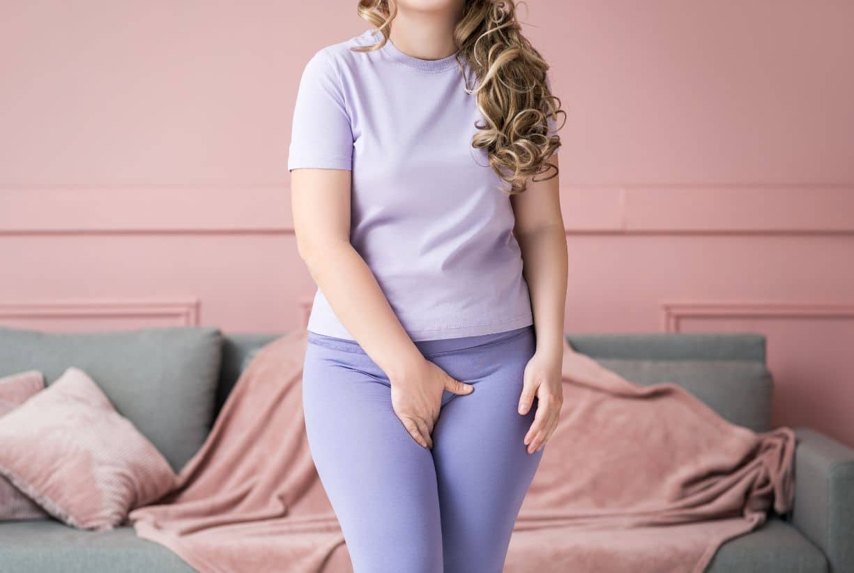 Γυναίκες με ακράτεια: Πολλαπλασιάζεται το πρόβλημα - Τι συμβαίνει;