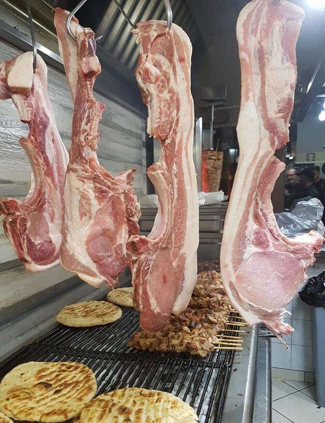 Παραδοσιακό Σουβλάκι: Για Πραγματικά Χειροποίητες Πίτες, Πας Μόνο Εκεί