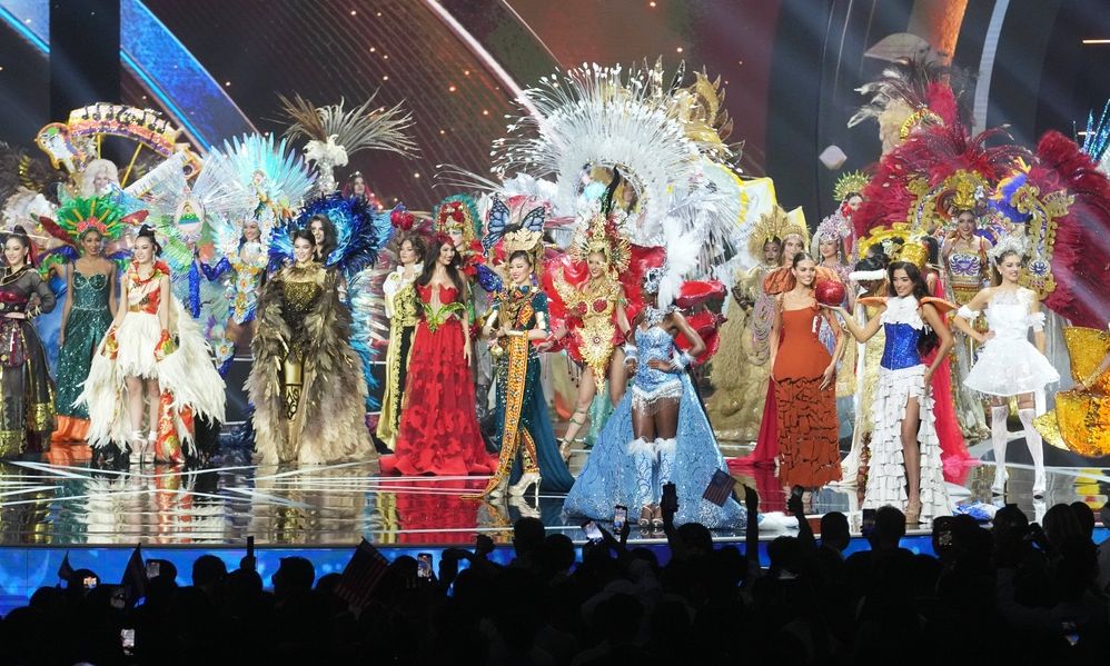 Χάος στα καλλιστεία «Μις Υφήλιος»: Παραιτήθηκαν δύο κριτές – Καταγγελίες για «στημένη» διοργάνωση