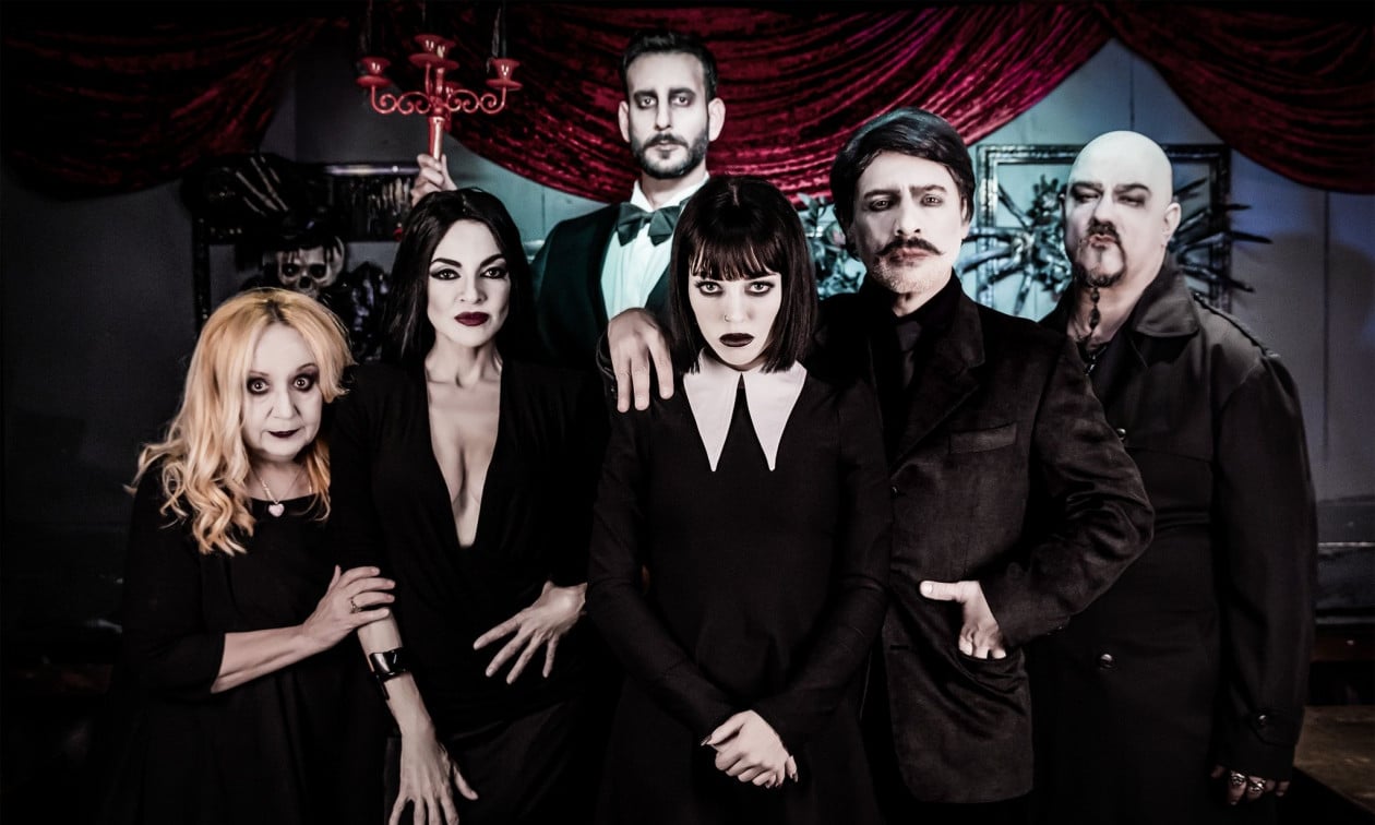 Το μιούζικαλ «Οικογένεια Άνταμς» έρχεται στη σκηνή του Θεάτρου Βέμπο