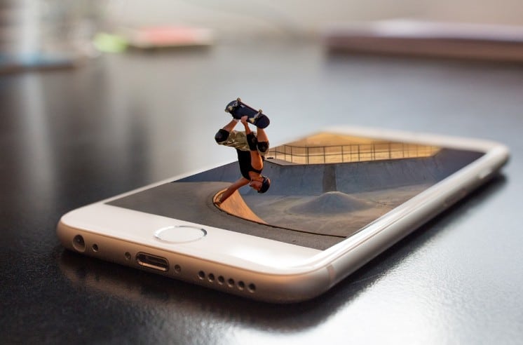 Γιατί το smartphone γίνεται το κέντρο της ψηφιακής δραστηριότητας