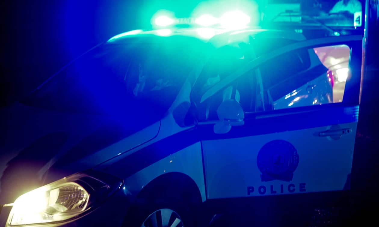 Ασπρόπυργος: Όχημα εμβόλισε άνδρες της ομάδας ΔΙΑΣ – Τους εγκατέλειψε