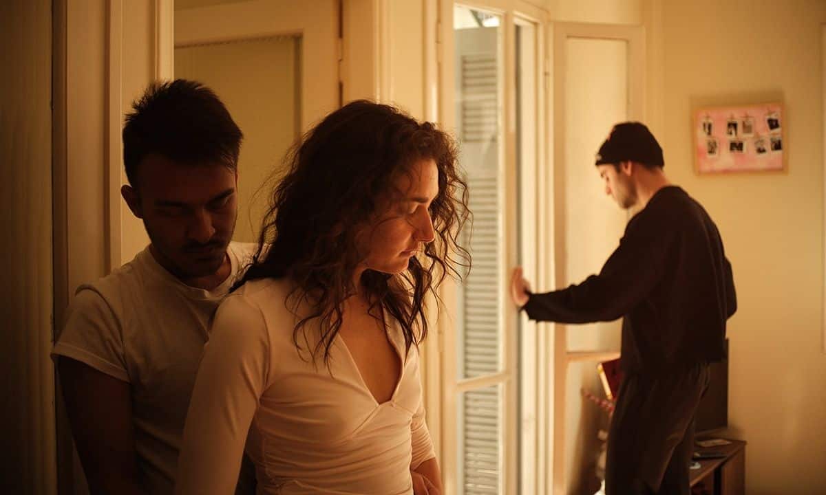 «Απλώστρα» –  Η νέα παράσταση των «Αλληλοεμπλεκόμενων» στη Σκηνή «Brecht» – 2510