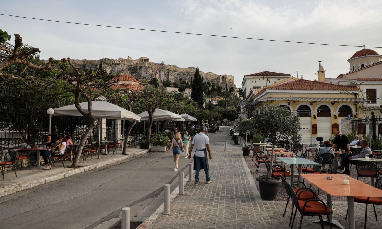 Στο ΣτΕ η απόφαση για την λειτουργία των Airbnb στην περιοχή της Πλάκας